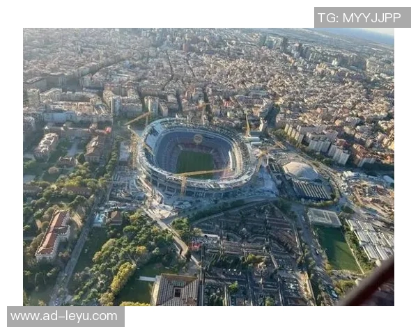 巴萨男足11月7日重返诺坎普公开训练观众人数限制为23000人 巴萨男足11月7日重返诺坎普公开训练观众人数限制为23000人