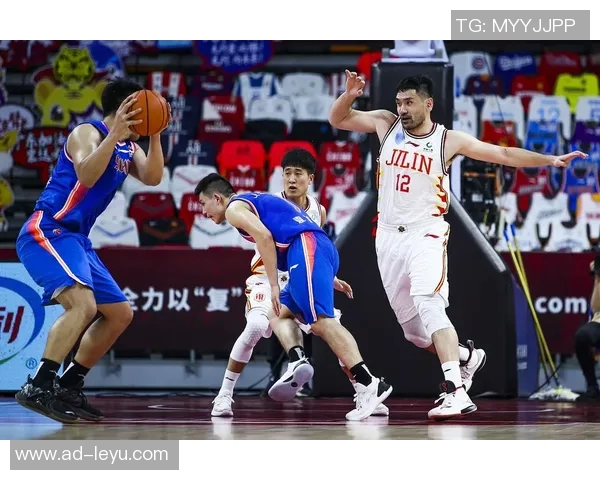 文班遭遇严密防守全场表现低迷仅得9分6失误难助球队取胜