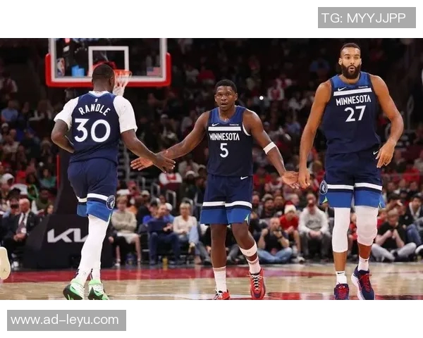 戈贝尔全能表现助球队获胜14分15篮板5助攻2盖帽正负值高达31